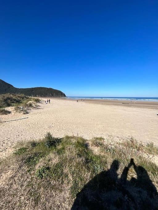 Playa De Berria -Apartamento Con Piscina Y Vistas Al Mar Santoña Extérieur photo